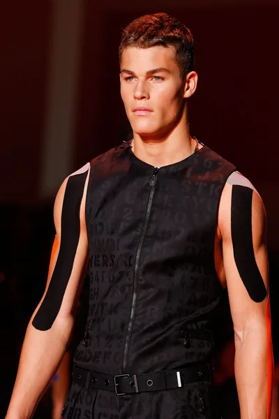 Look 104